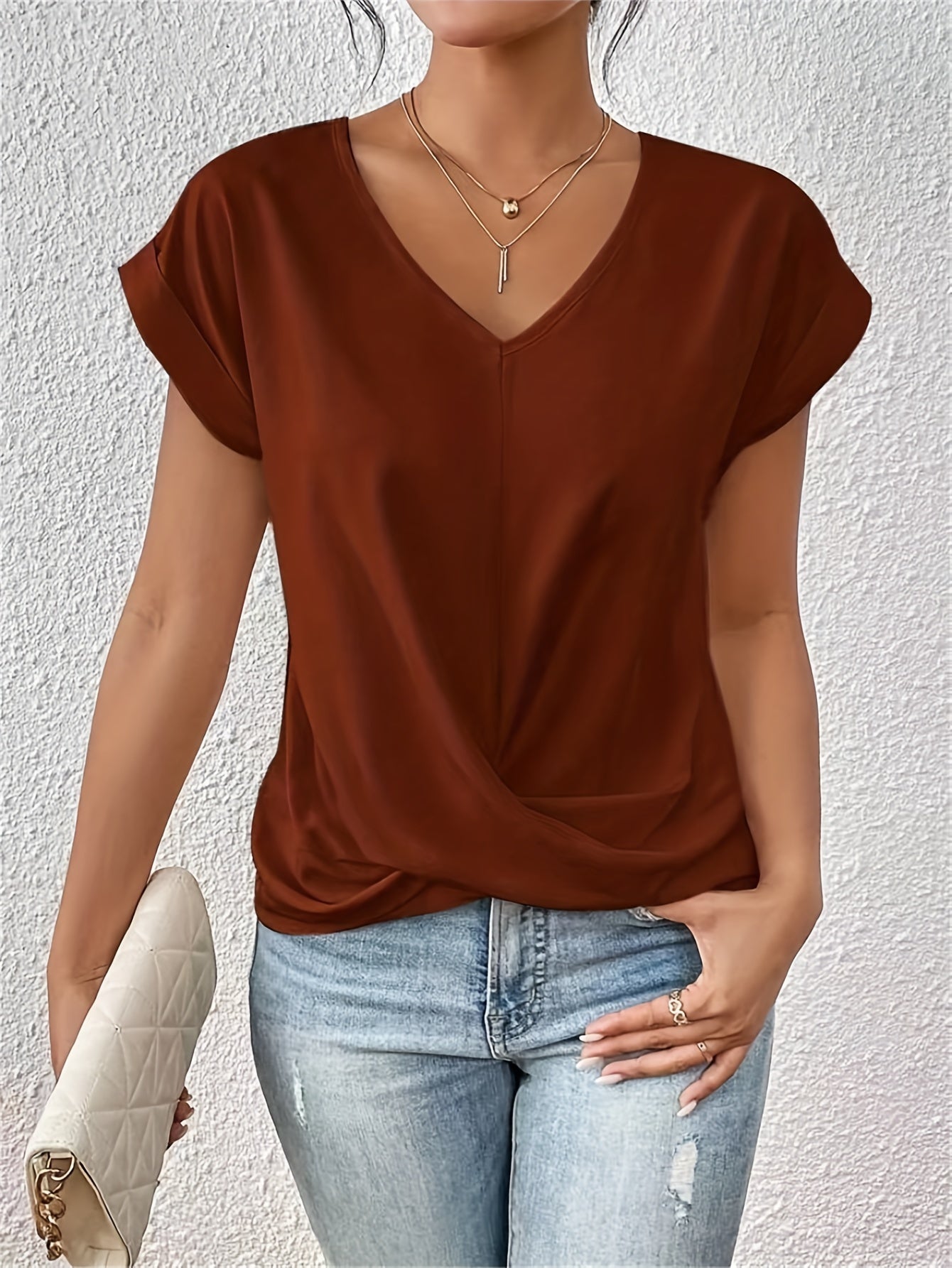 NURIA™ | Camiseta ligera con escote corazón