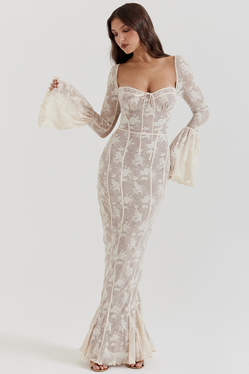 LUNA™ | Vestido de encaje con escote corazón