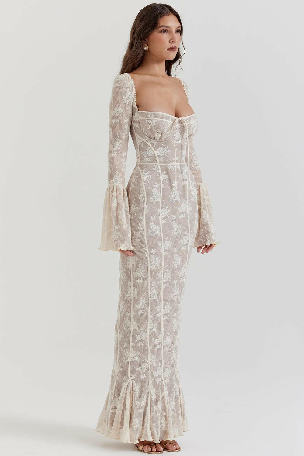 LUNA™ | Vestido de encaje con escote corazón