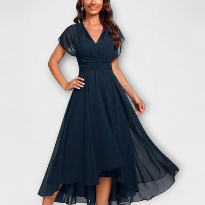 PAULA™ | Vestido de noche fluido con escote en V
