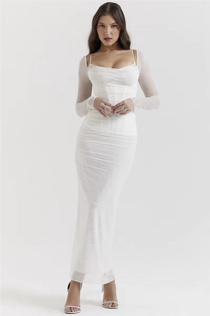 SARA™ | Vestido negro largo con mangas transparentes