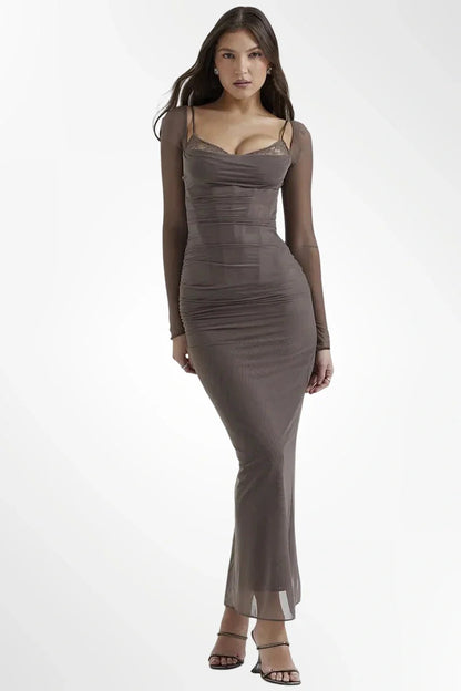 SARA™ | Vestido negro largo con mangas transparentes