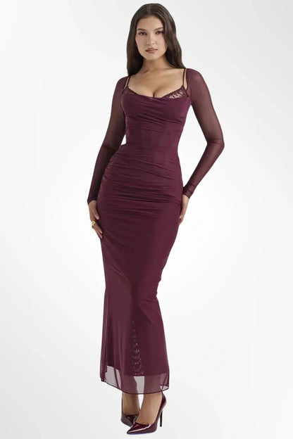SARA™ | Vestido negro largo con mangas transparentes