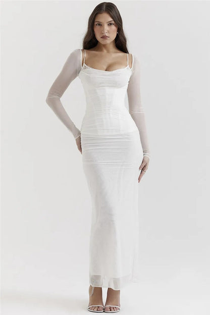 SARA™ | Vestido negro largo con mangas transparentes