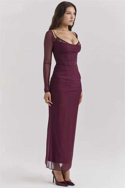 SARA™ | Vestido negro largo con mangas transparentes
