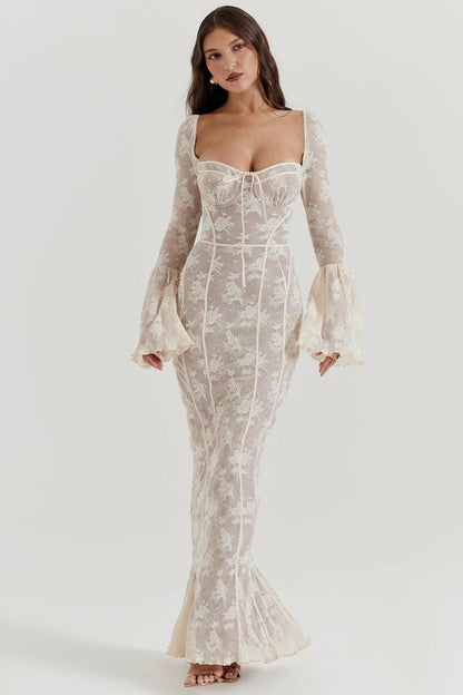 LUNA™ | Vestido de encaje con escote corazón
