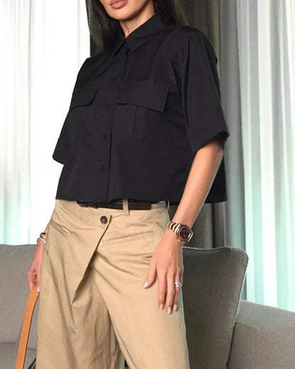 LOURDES™ | Conjunto con top de solapa y pantalón cropped