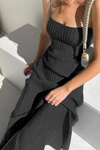 ALICIA™ | Vestido midi ligero con escote halter
