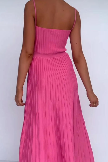 ALICIA™ | Vestido midi ligero con escote halter